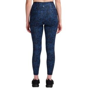 NWT Lole Sz M Blue Camo Crop 25” Pocket Leggings